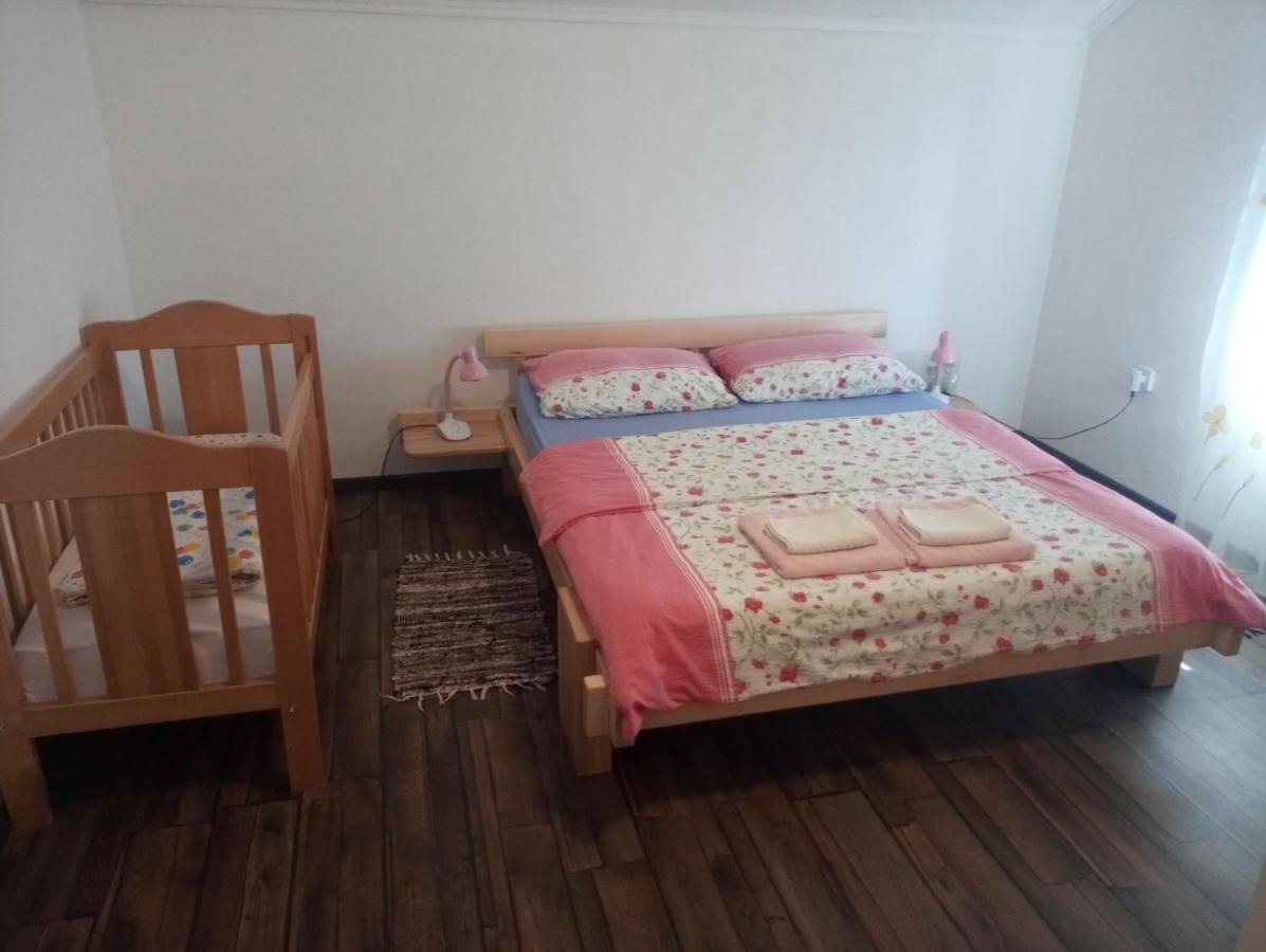 Apartment Gradina Korenica Exterior photo